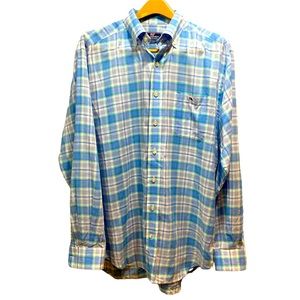 Vineyard vines men’s medium classic fit Tucker style button down‎ shirt